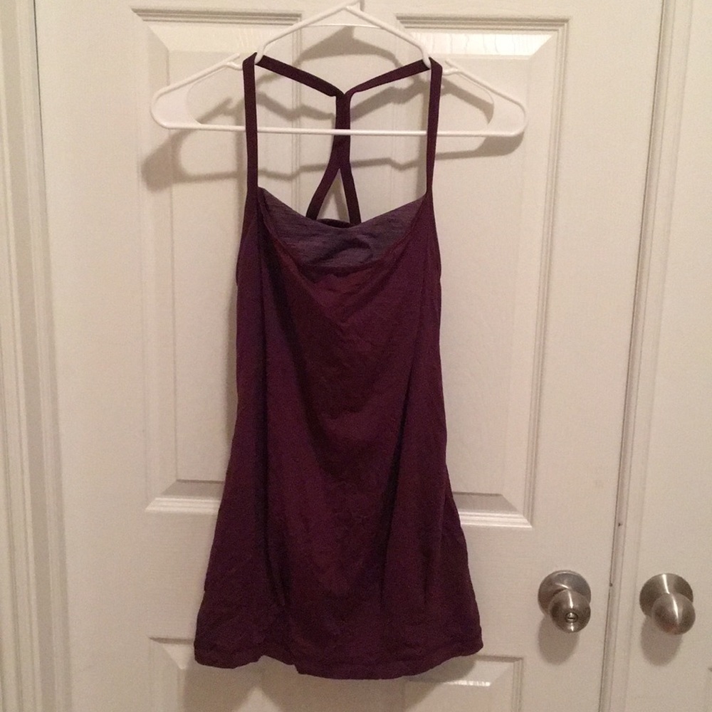 Lululemon tank with built in bra